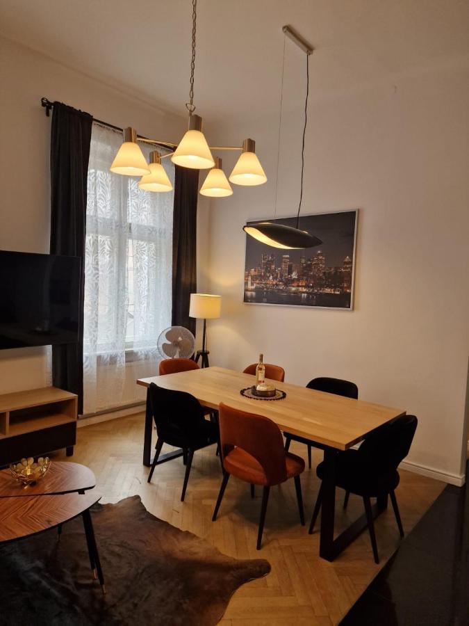 Golden Pearl - Main Square, 100 Sqm, 4 * Kraków