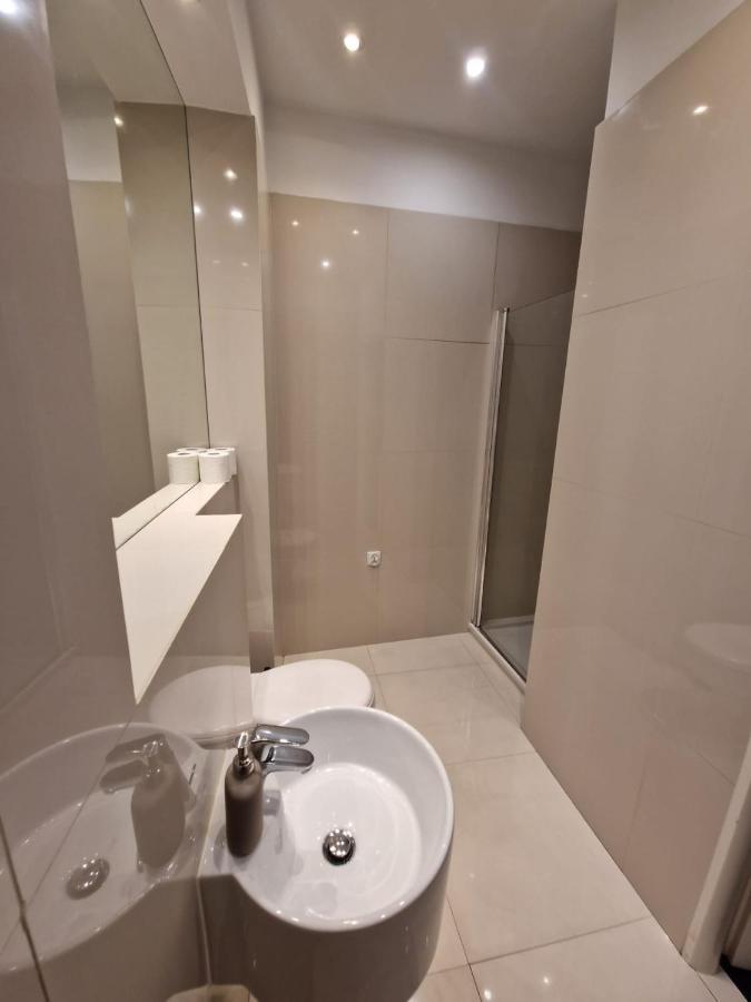 Golden Pearl - Main Square, 100 Sqm, 4 Apartament